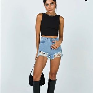 New with tags Princess Polly Elise denim shorts US size 8